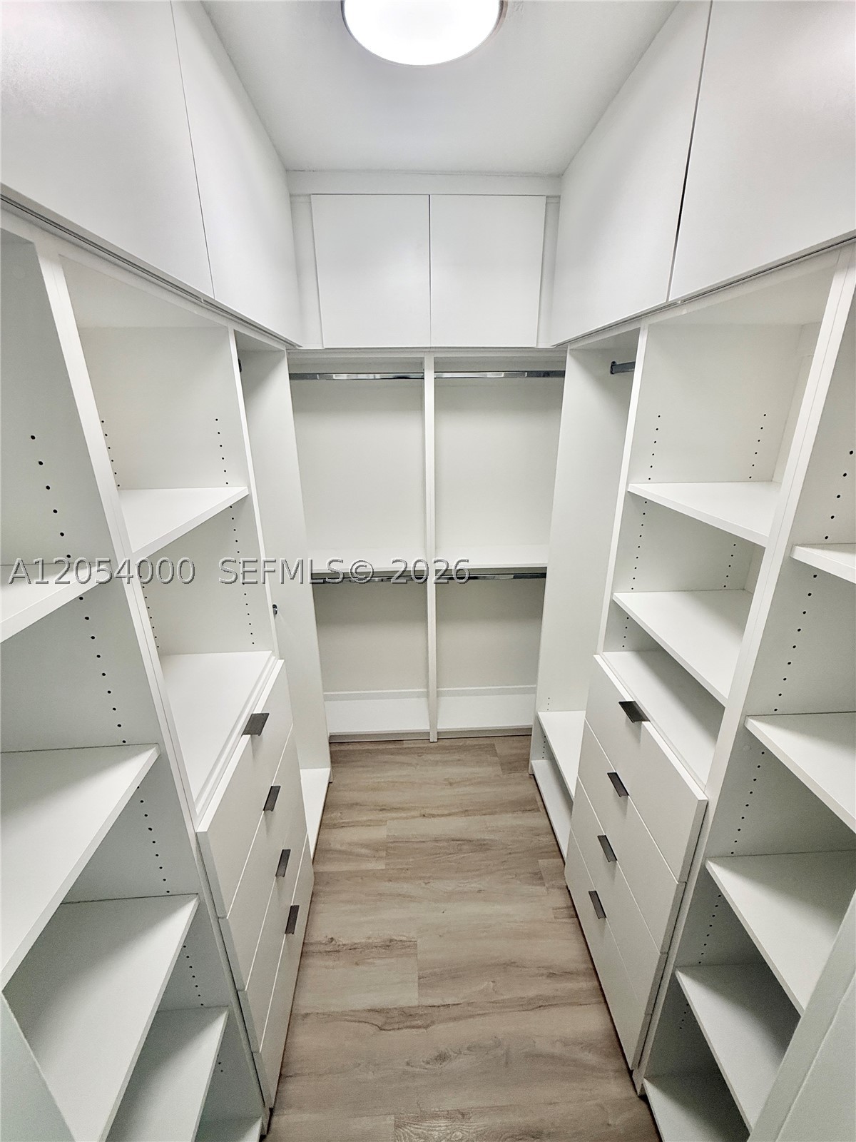 641 ESPANOLA WAY INC COND - Residential