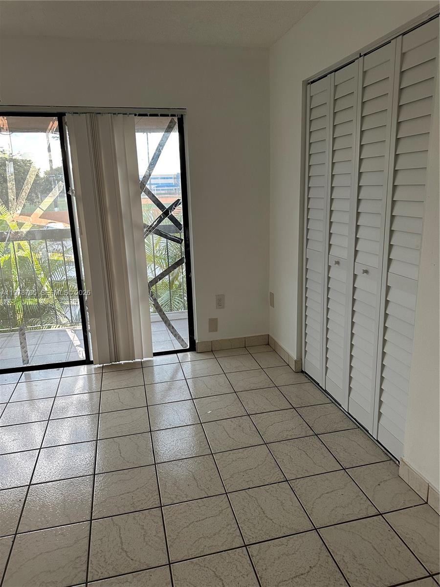 HIALEAH CLUB VILLAS CONDO - Residential