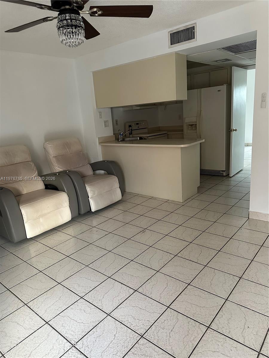HIALEAH CLUB VILLAS CONDO - Residential