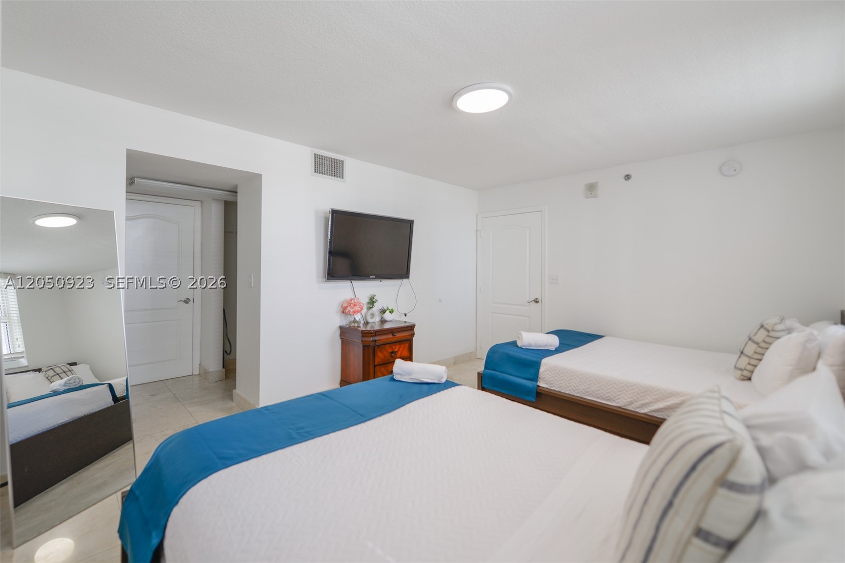THE CLUB AT BRICKELL BAY - Residential Lease