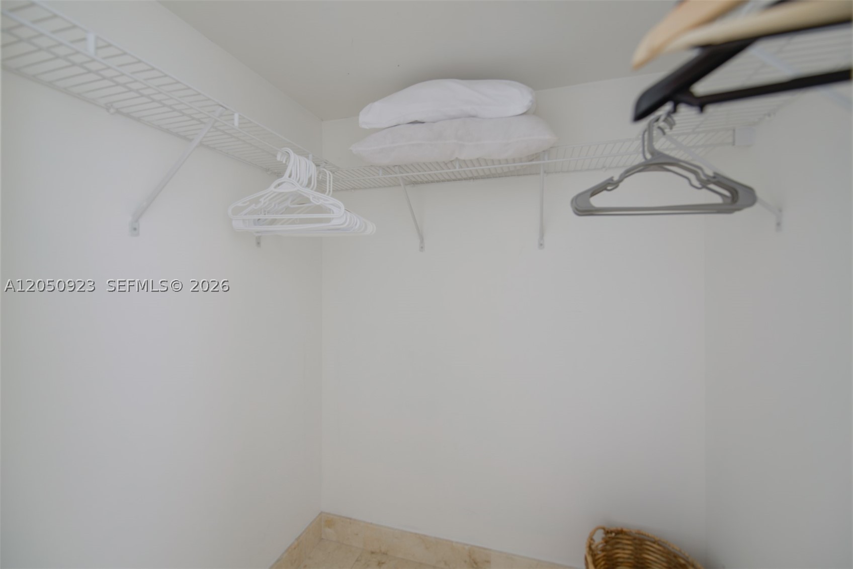 THE CLUB AT BRICKELL BAY - Residential Lease