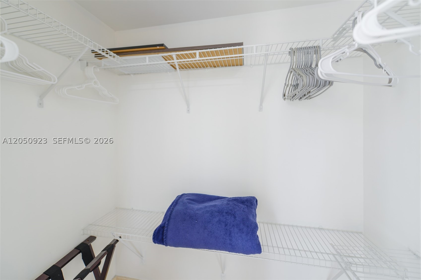 THE CLUB AT BRICKELL BAY - Residential Lease