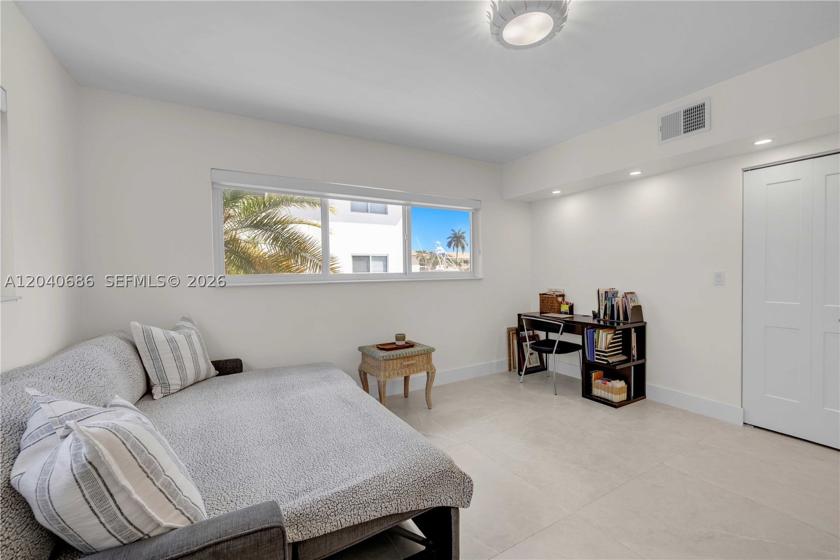 WOODLAKE APTS CONDO - Residential