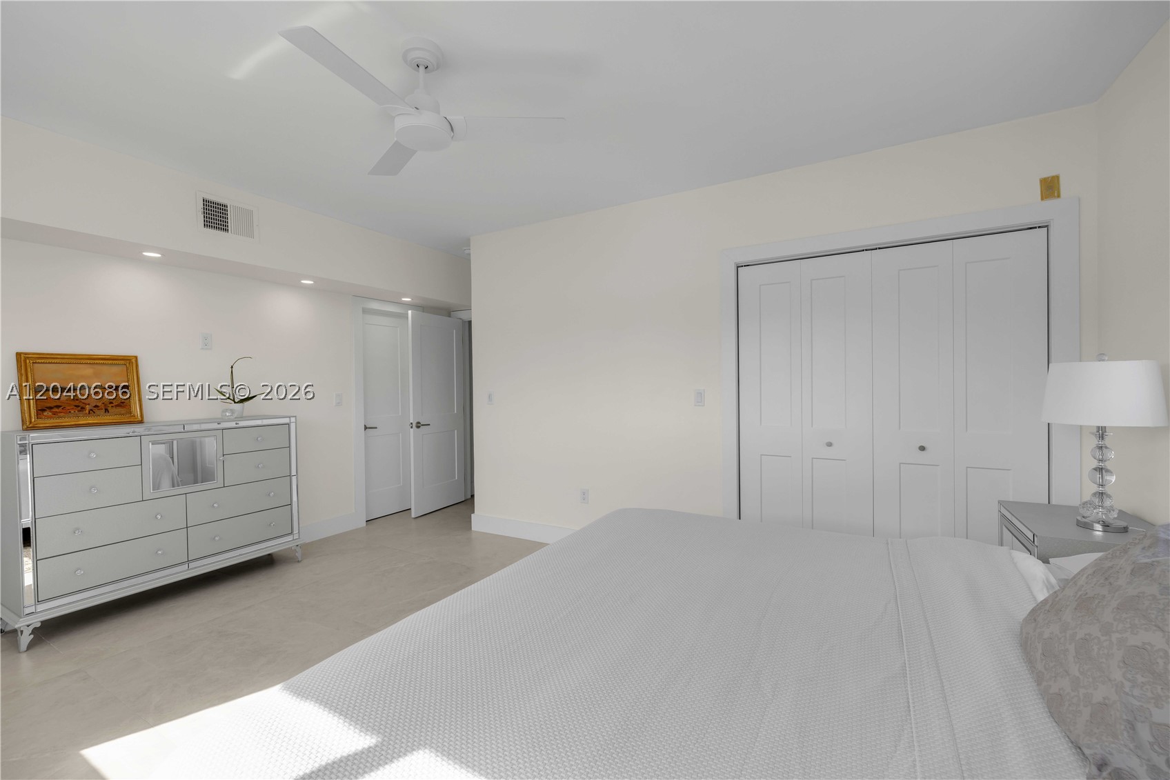 WOODLAKE APTS CONDO - Residential