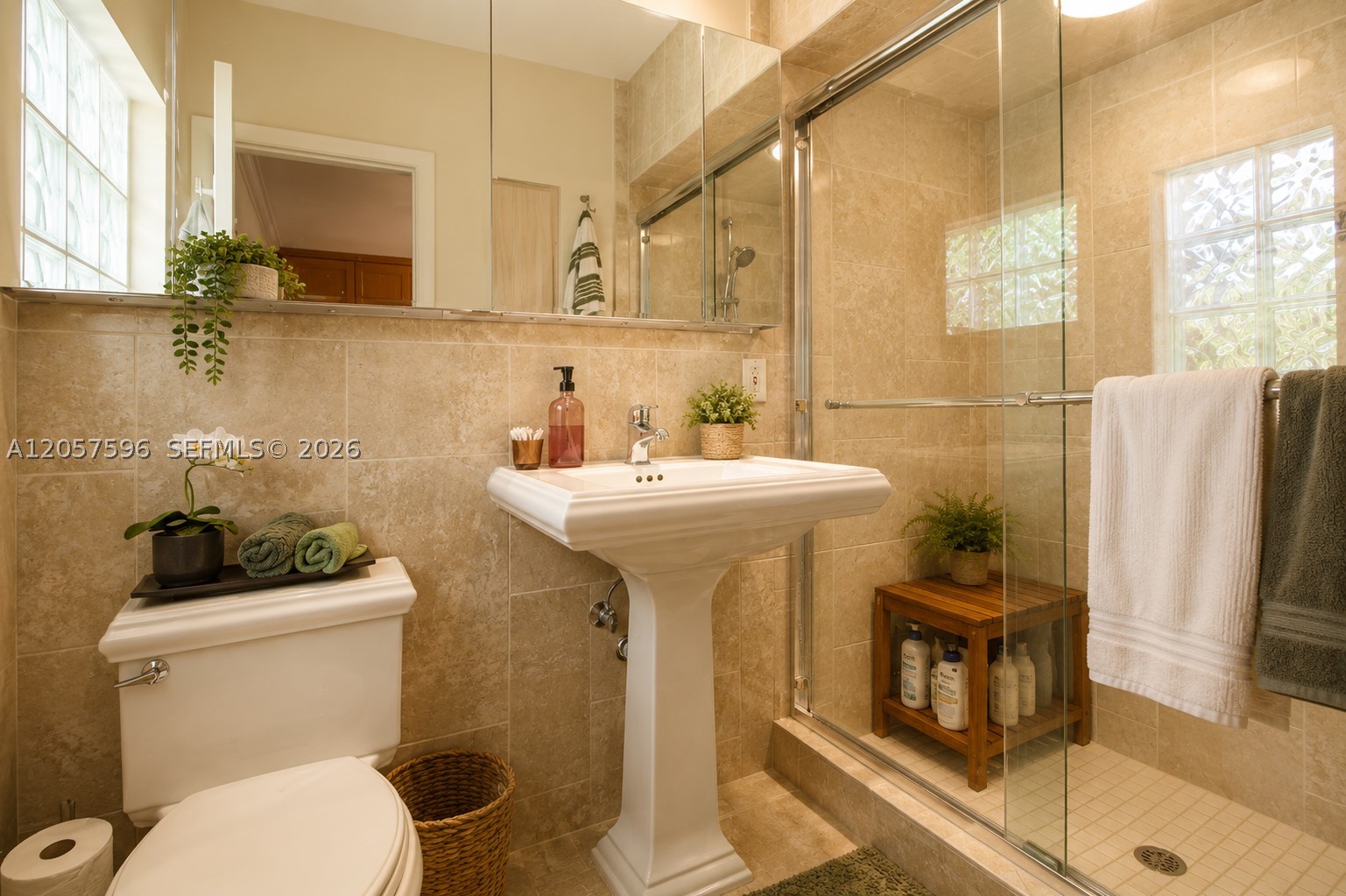 CORAL GABLES COUNTRY CLUB - Residential Income