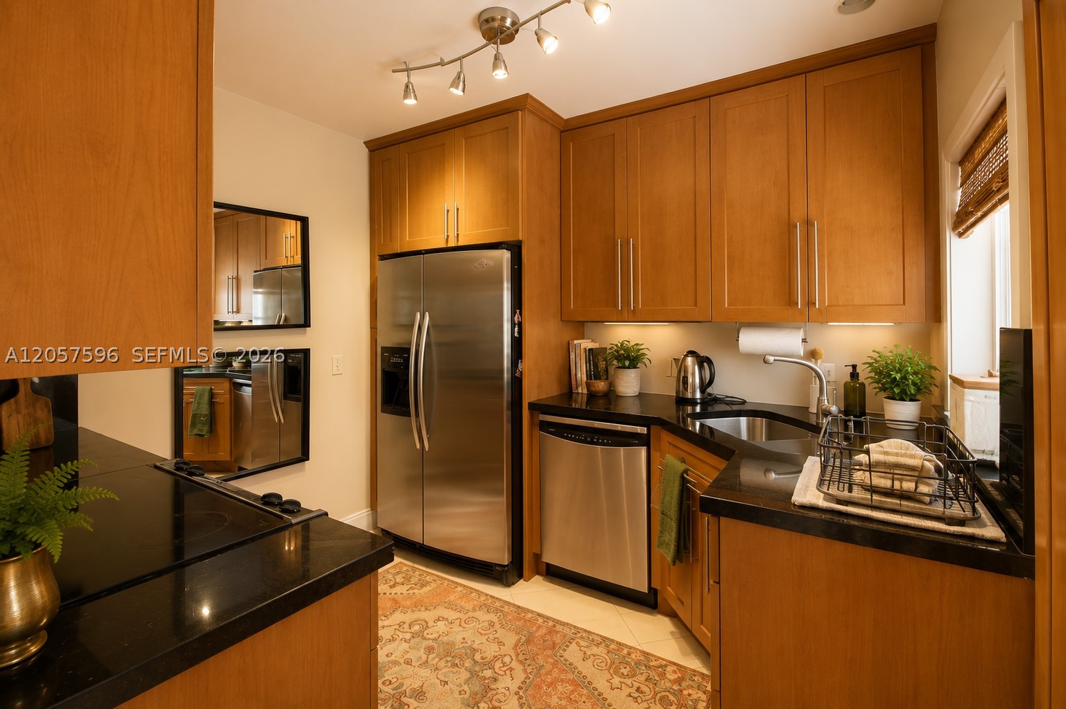 CORAL GABLES COUNTRY CLUB - Residential Income