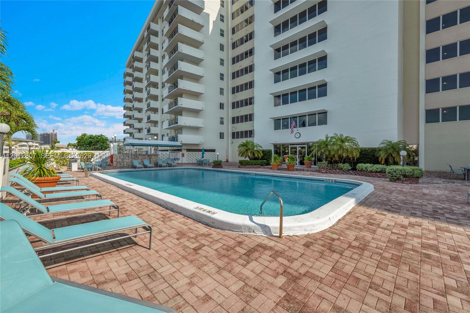 OCEAN VIEW TOWERS CONDO - Residential