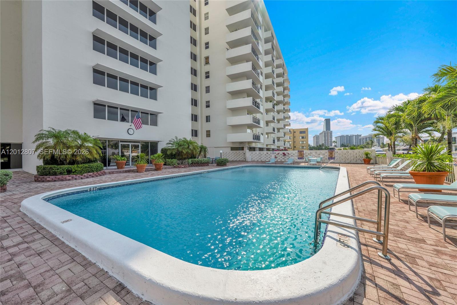 OCEAN VIEW TOWERS CONDO - Residential