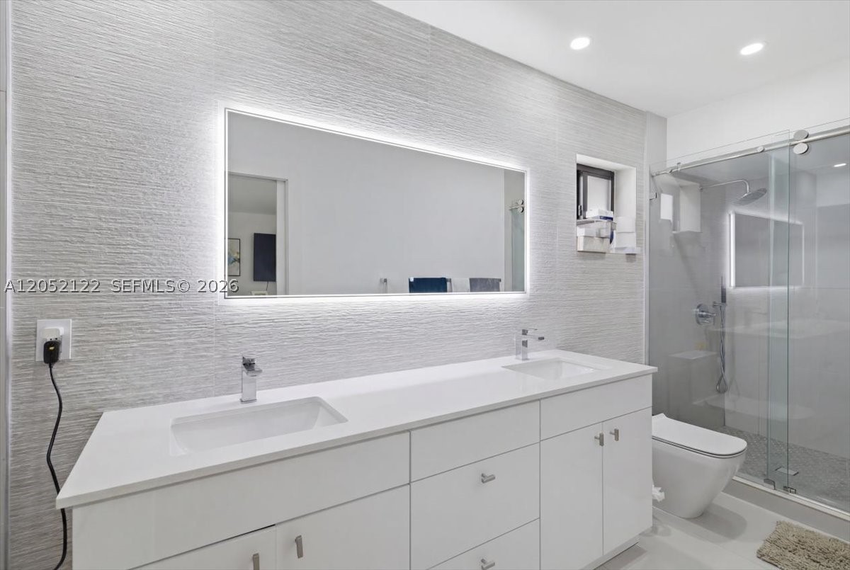 EASTERN SHORES 1ST ADDN - Residential Lease