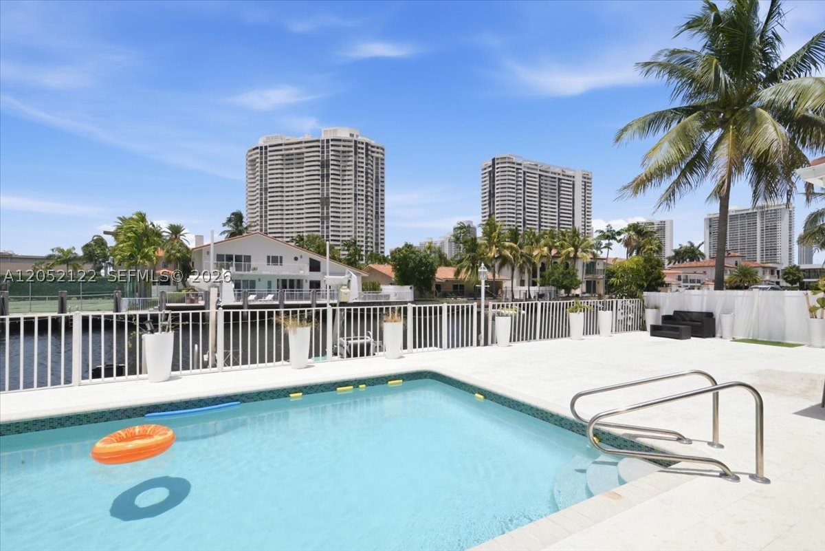 EASTERN SHORES 1ST ADDN - Residential Lease