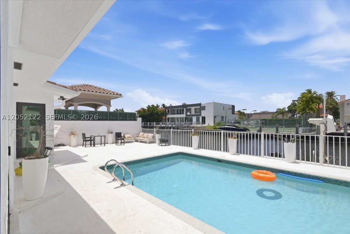 EASTERN SHORES 1ST ADDN - Residential Lease