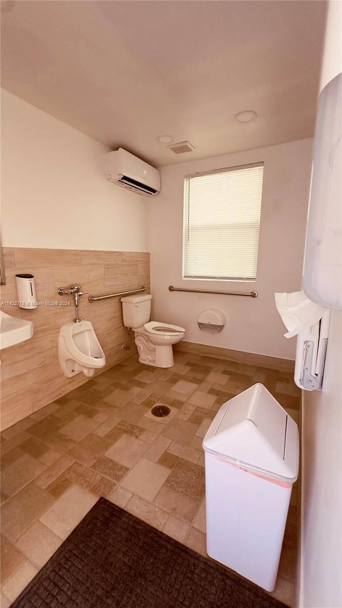 VILLAGE AT HARBOR BEACH C - Residential