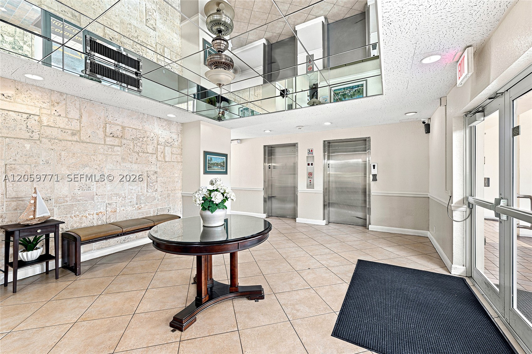 Horizon House Condo - Residential
