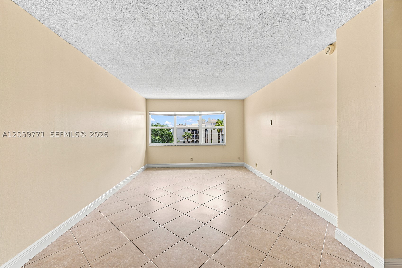 Horizon House Condo - Residential