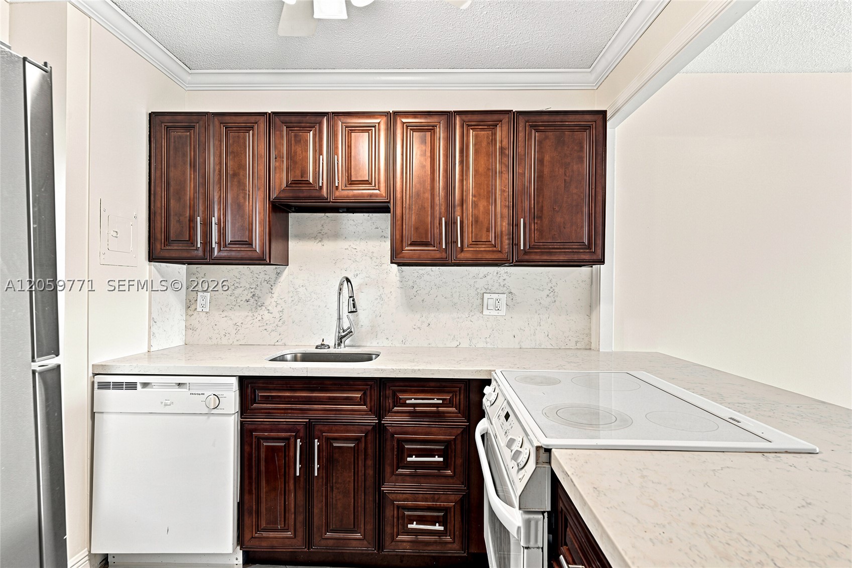 Horizon House Condo - Residential