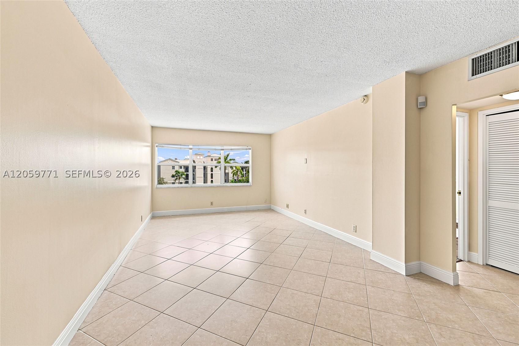 Horizon House Condo - Residential