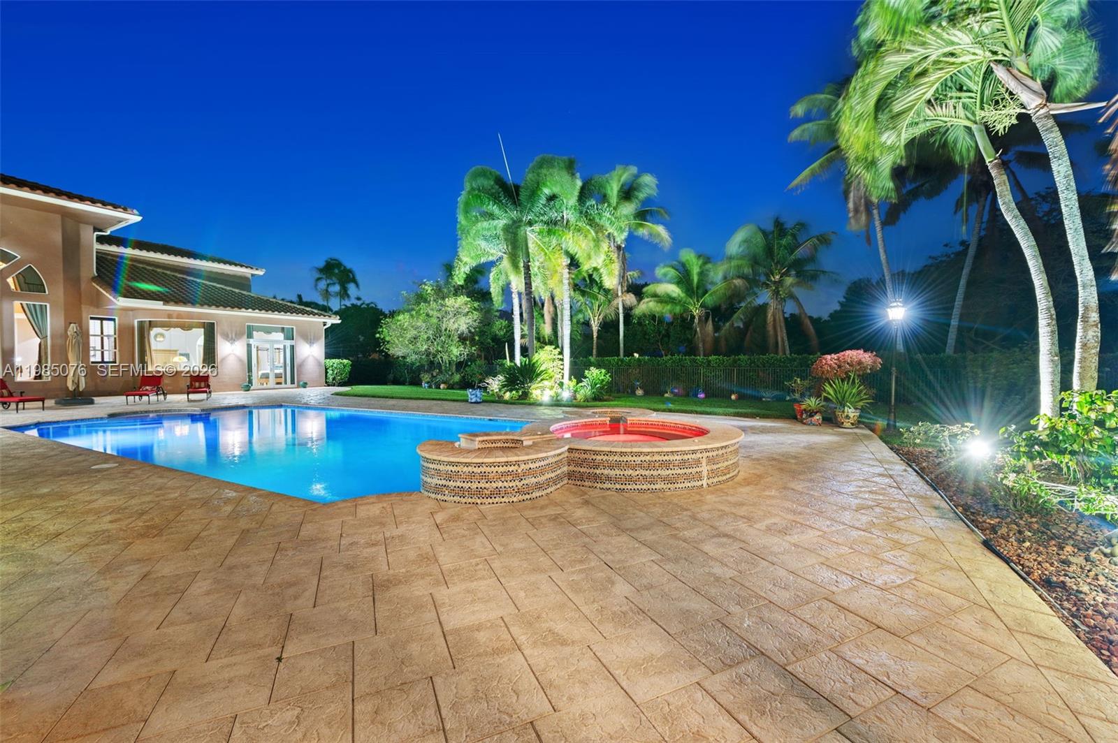 KAPOK GROVE ESTATES - Residential
