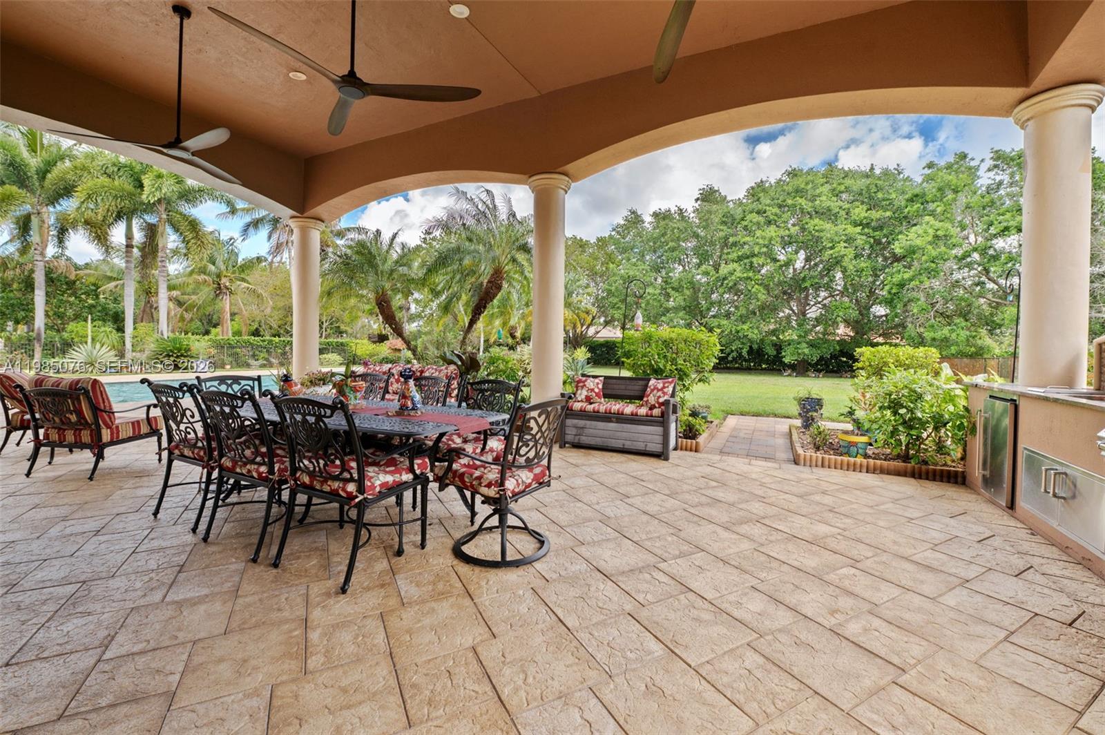 KAPOK GROVE ESTATES - Residential