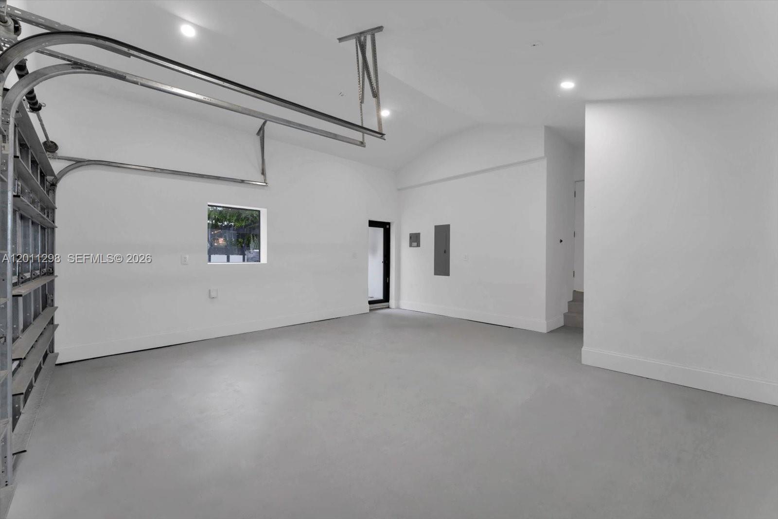 MIAMI SHORES SEC 1 AMD - Residential