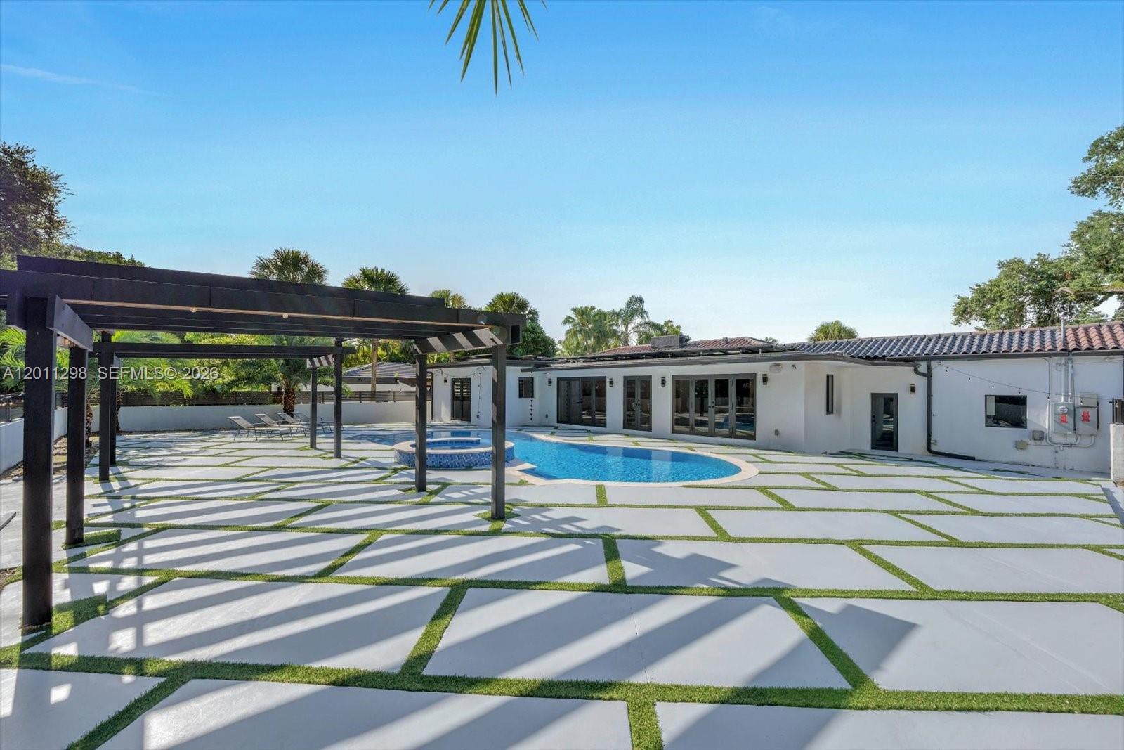 MIAMI SHORES SEC 1 AMD - Residential