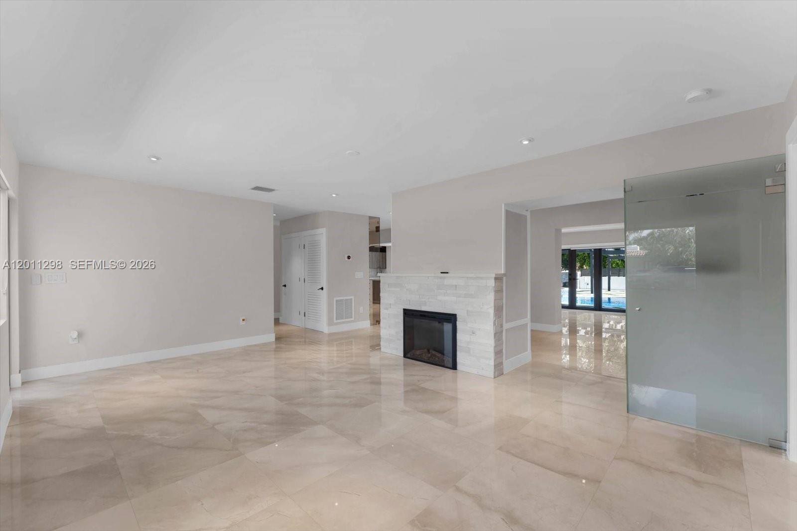 MIAMI SHORES SEC 1 AMD - Residential