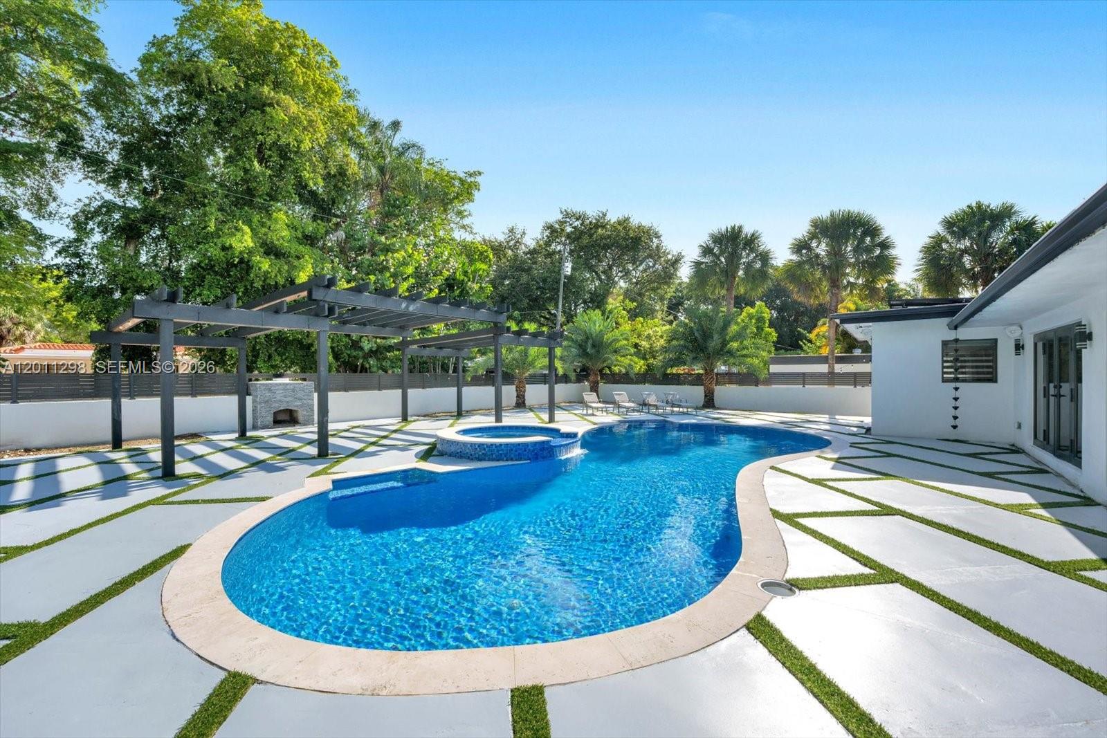 MIAMI SHORES SEC 1 AMD - Residential