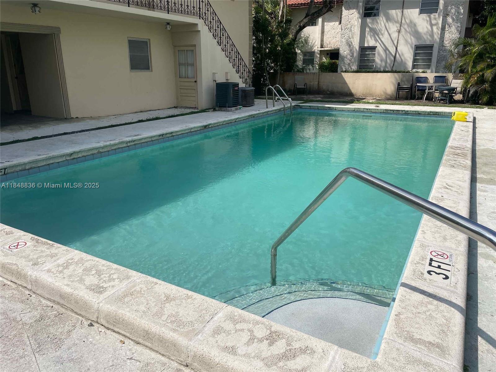MARIPOSA CONDO - Residential