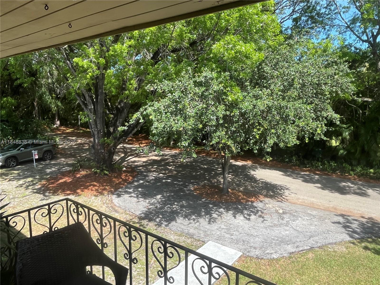 MARIPOSA CONDO - Residential