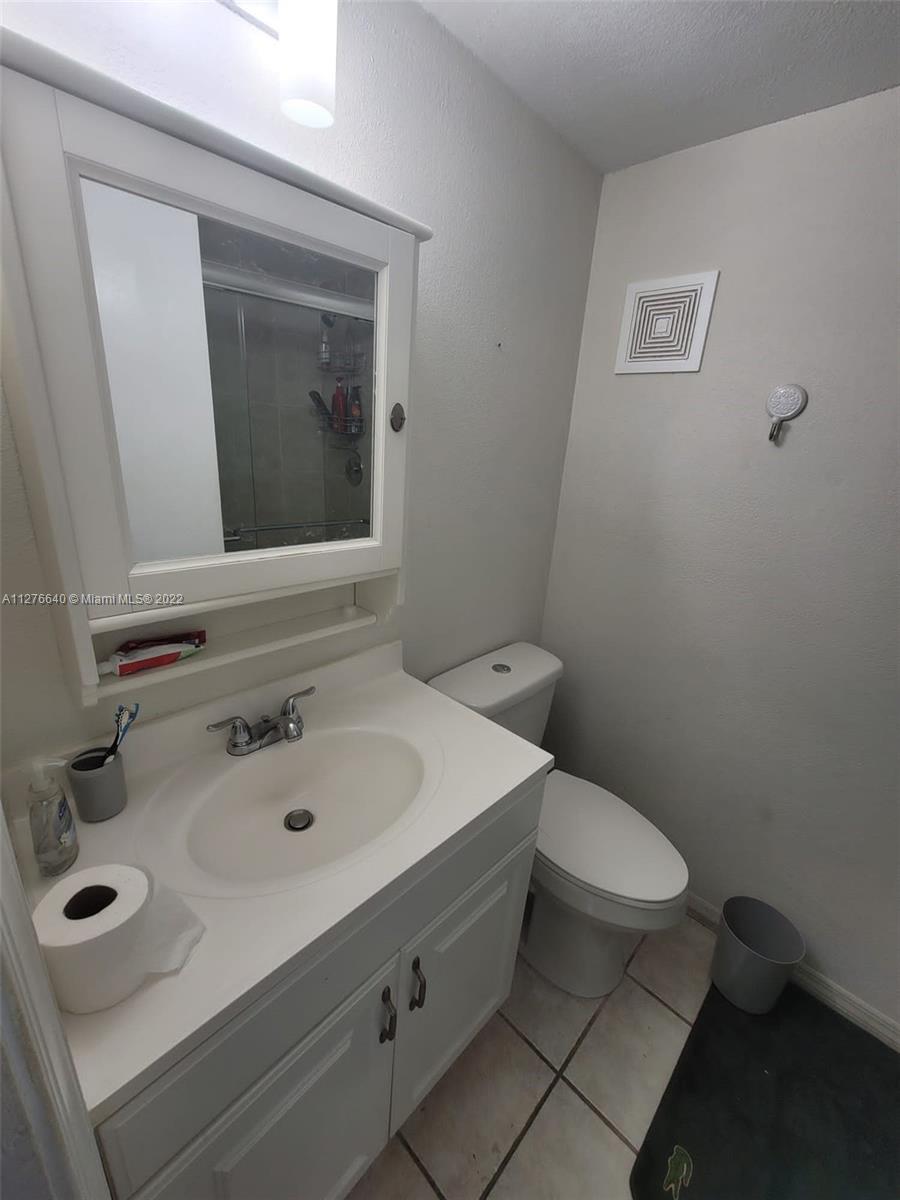 JACARANDA HEIGHTS CONDO - Residential Lease