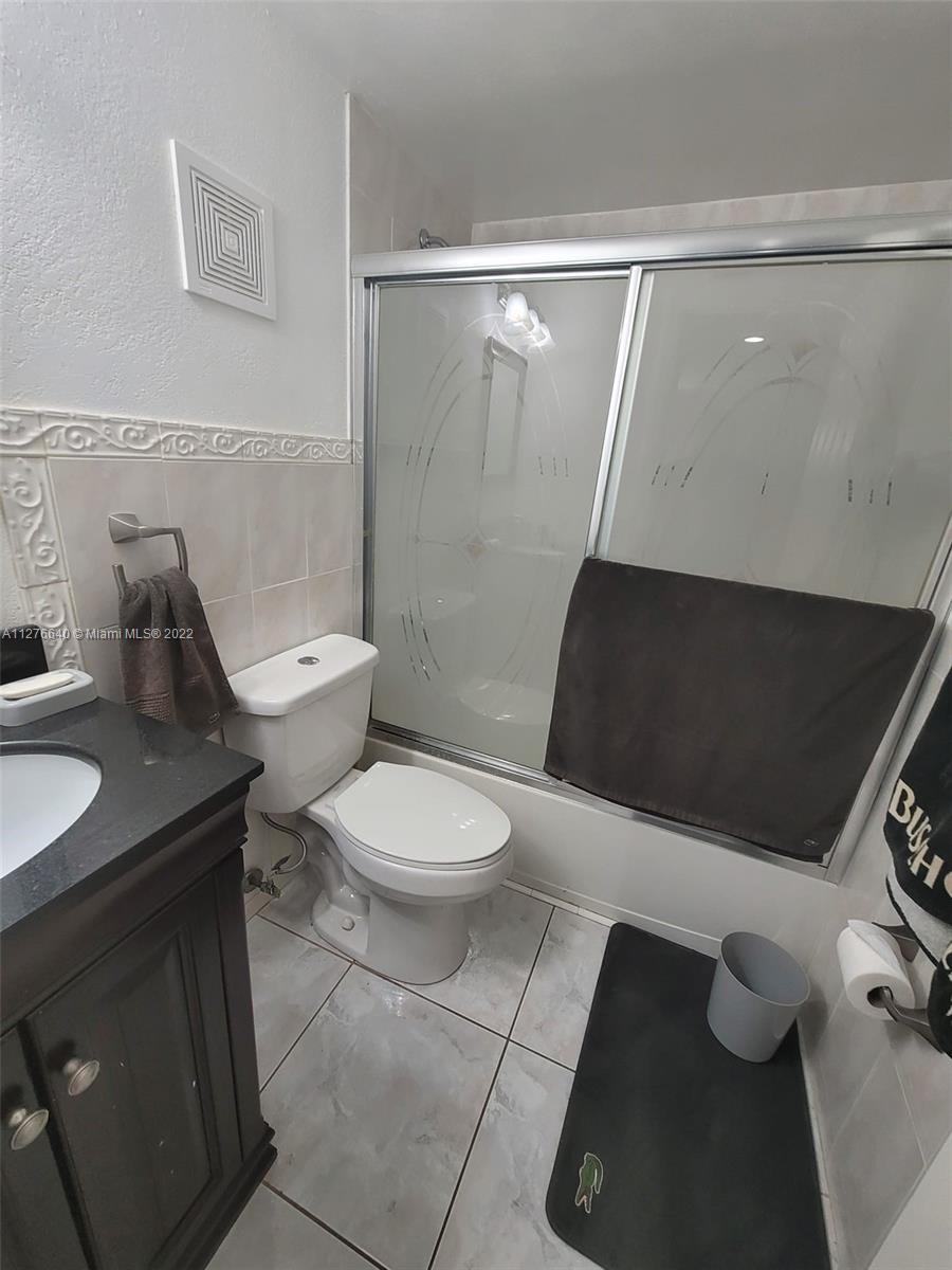JACARANDA HEIGHTS CONDO - Residential Lease