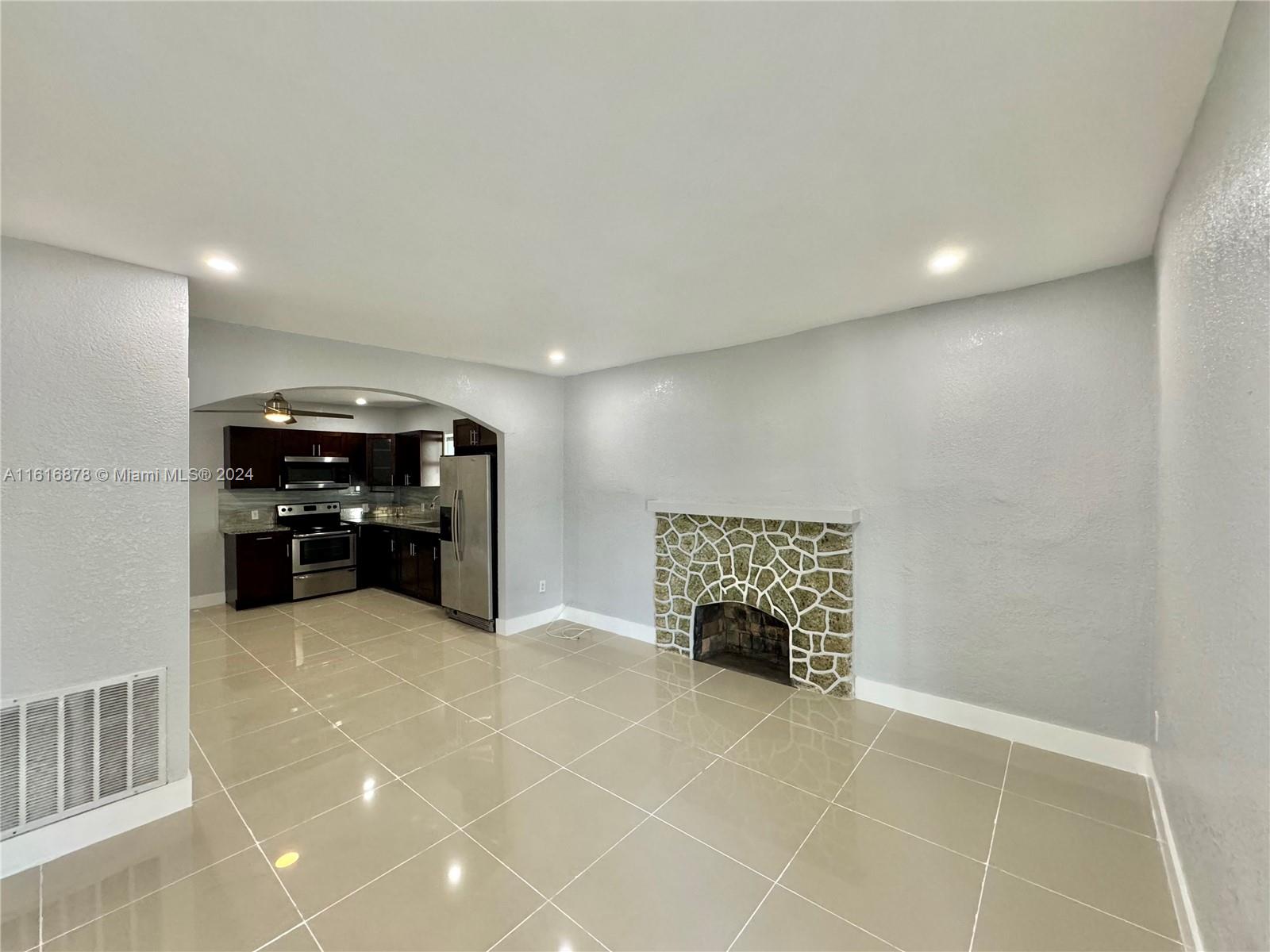 BAY VISTA PARK AMD PL - Residential Lease