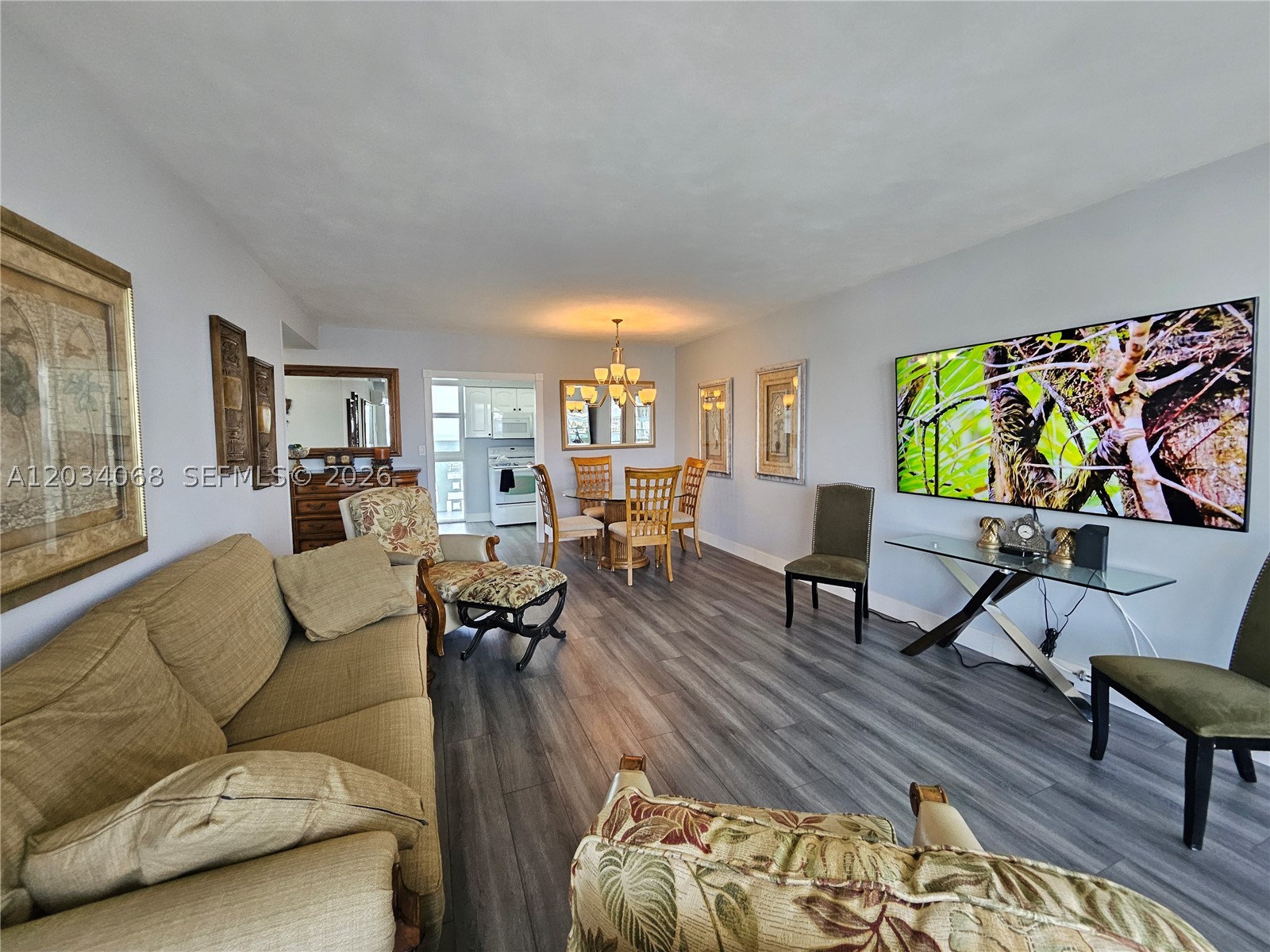 BREAKWATER TOWERS CO-OP - Residential