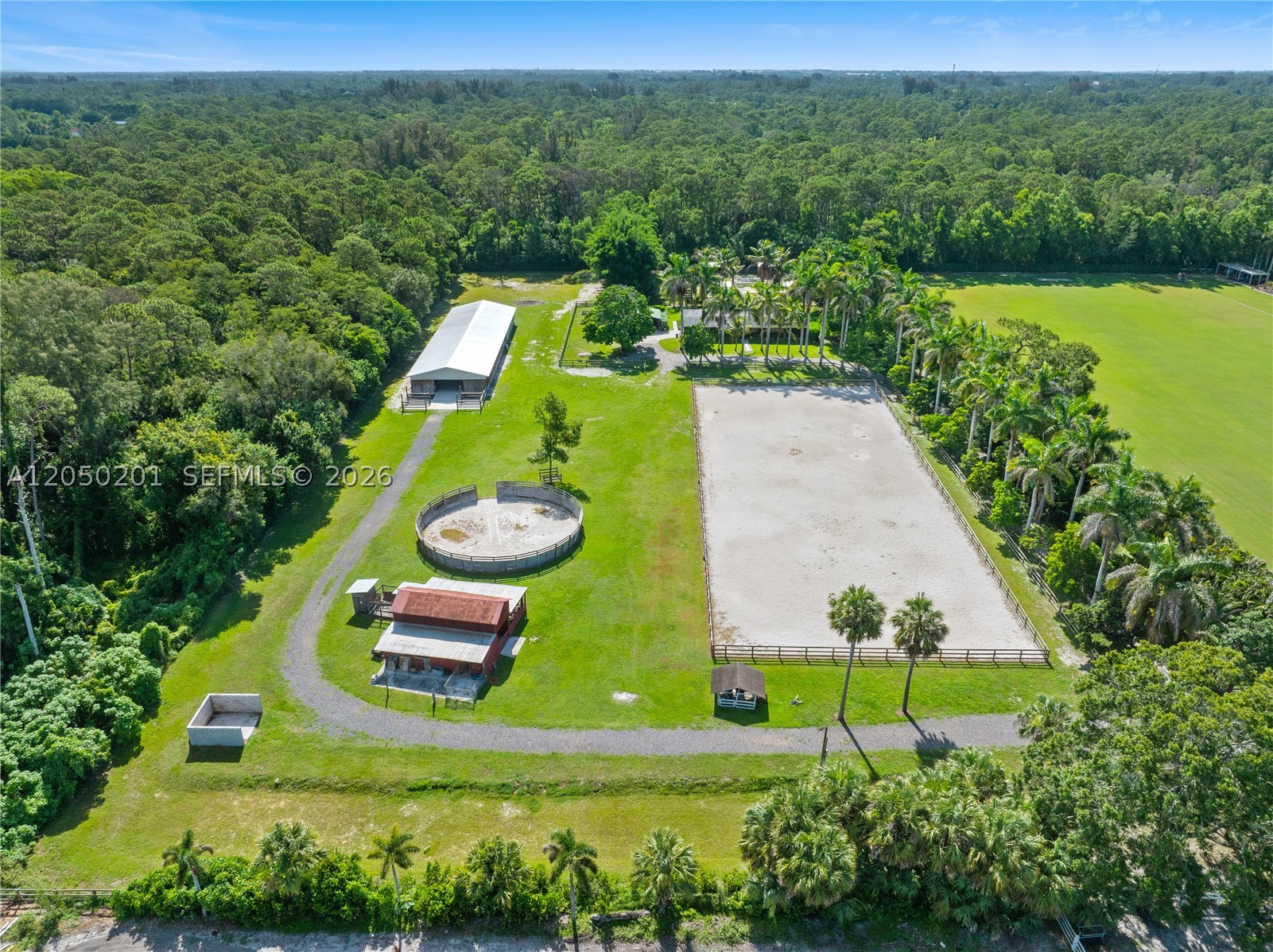 LOXAHATCHEE GROVES - Residential