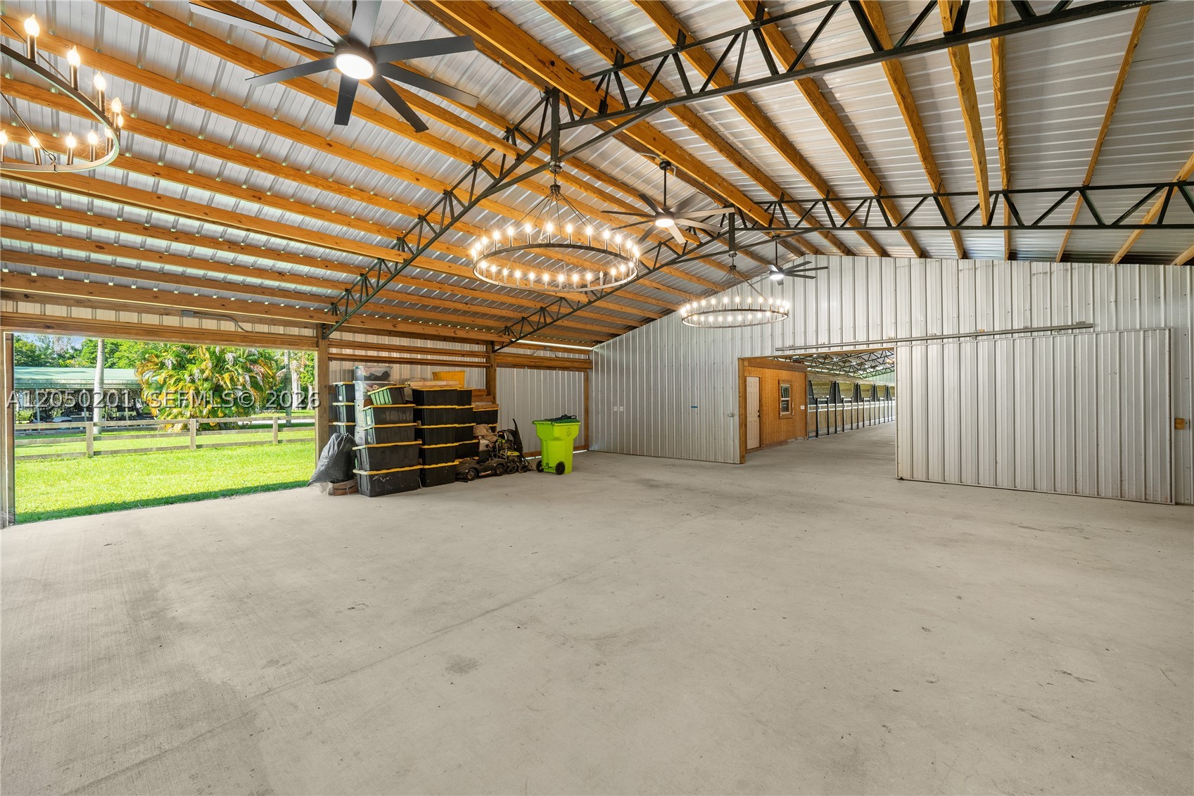 LOXAHATCHEE GROVES - Residential