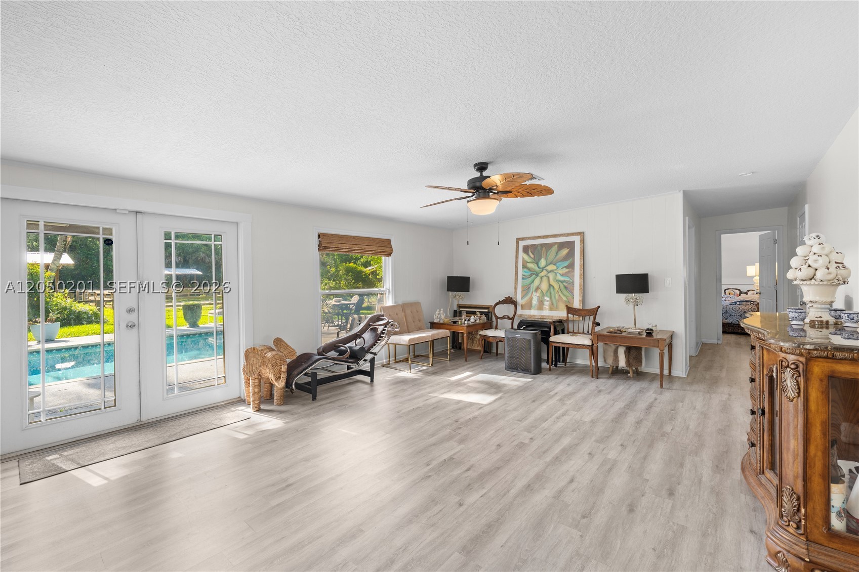 LOXAHATCHEE GROVES - Residential