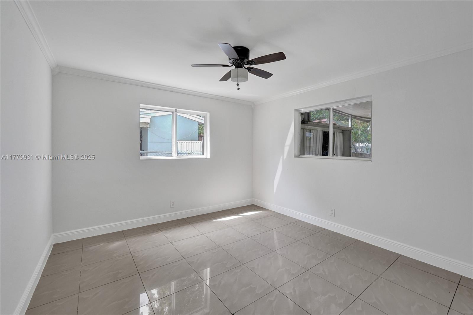 LAKEVIEW HEIGHTS - Residential Lease