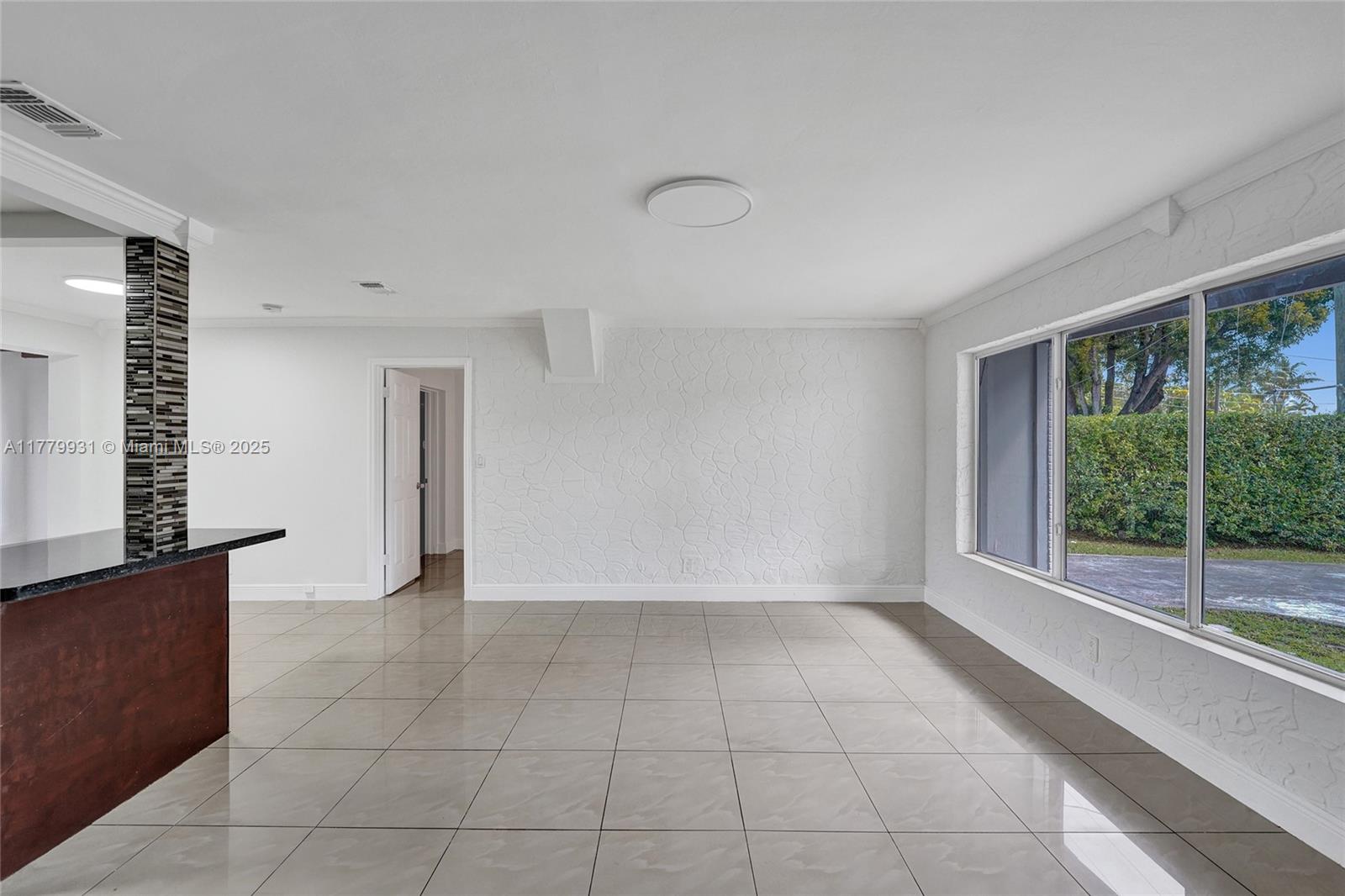LAKEVIEW HEIGHTS - Residential Lease