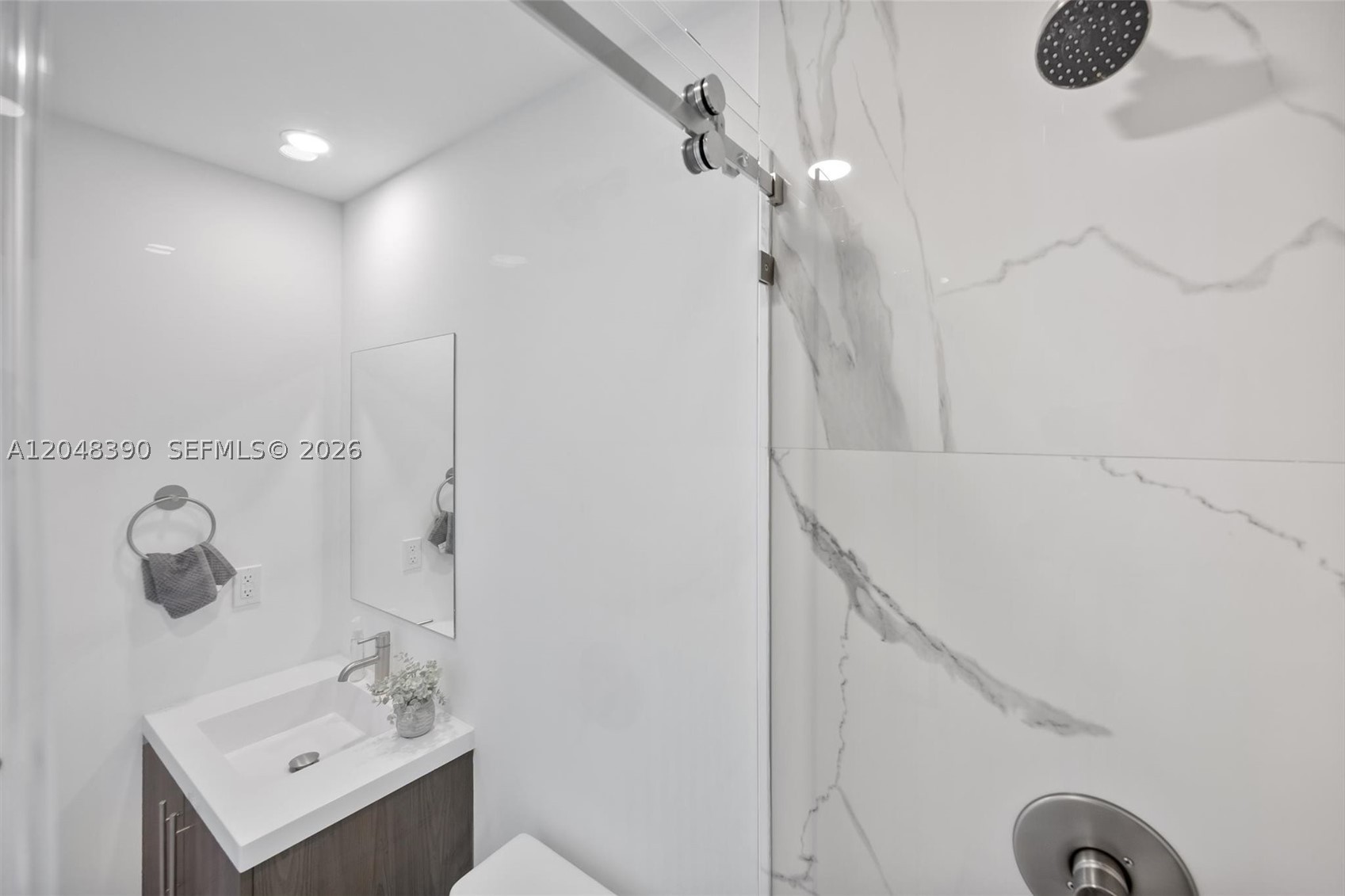 GRANDVILLE PLACE - Residential