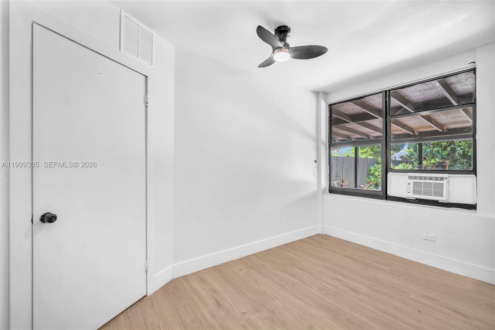 SPRINGBANK PARK - Residential