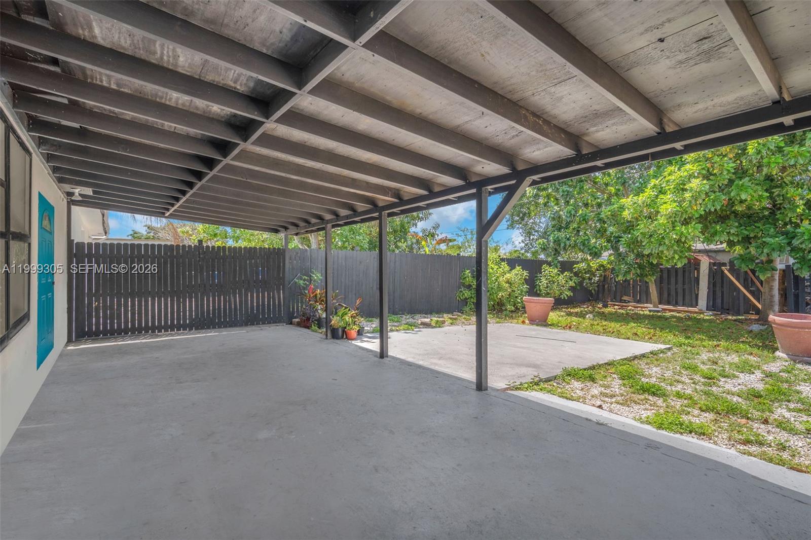 SPRINGBANK PARK - Residential