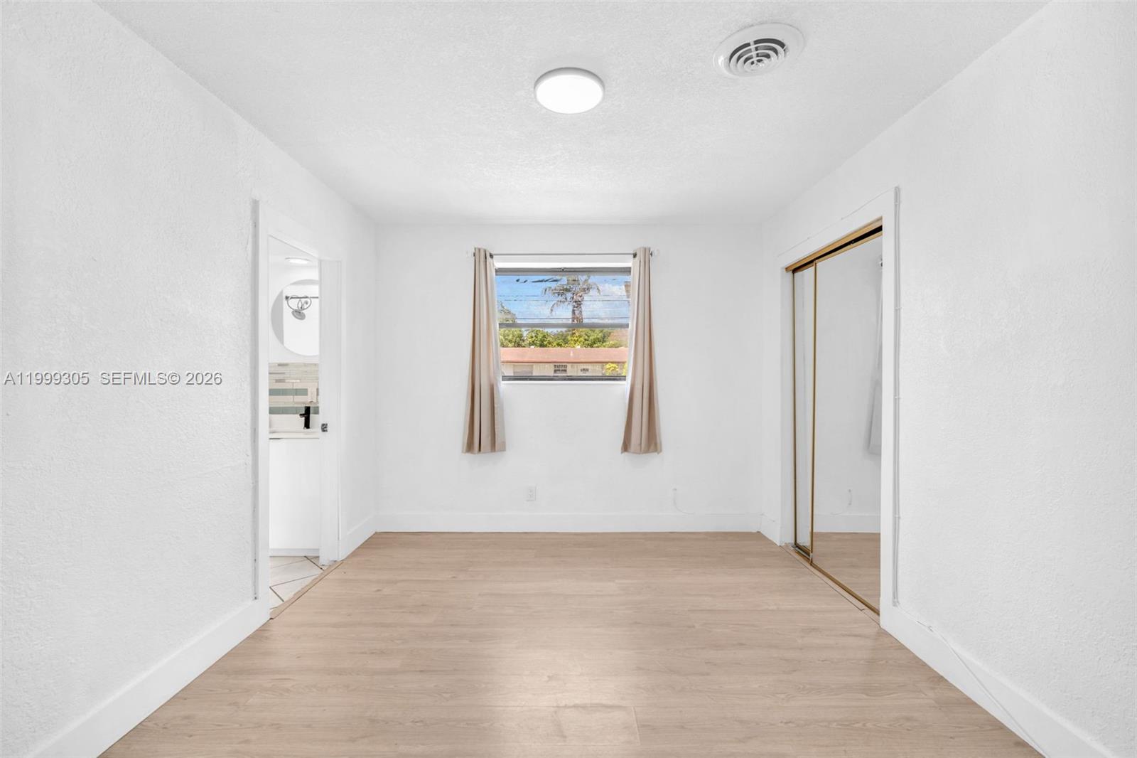 SPRINGBANK PARK - Residential