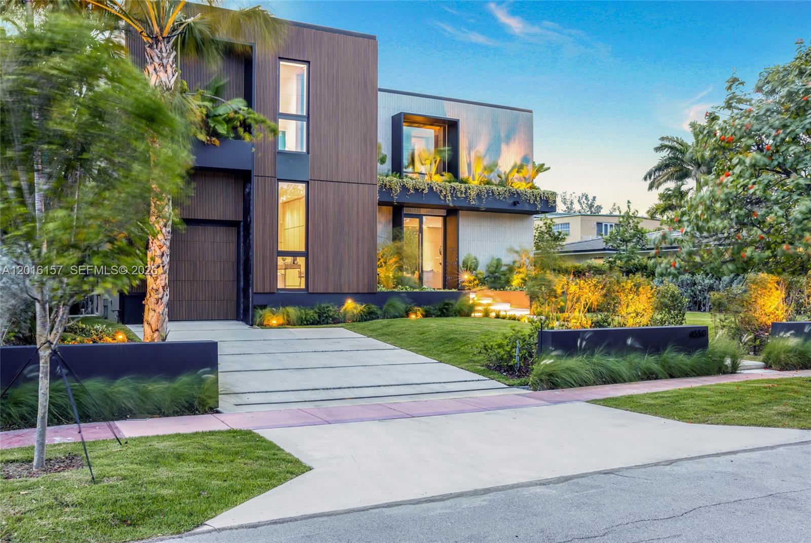 NAUTILUS EXTENSION 4TH - Residential