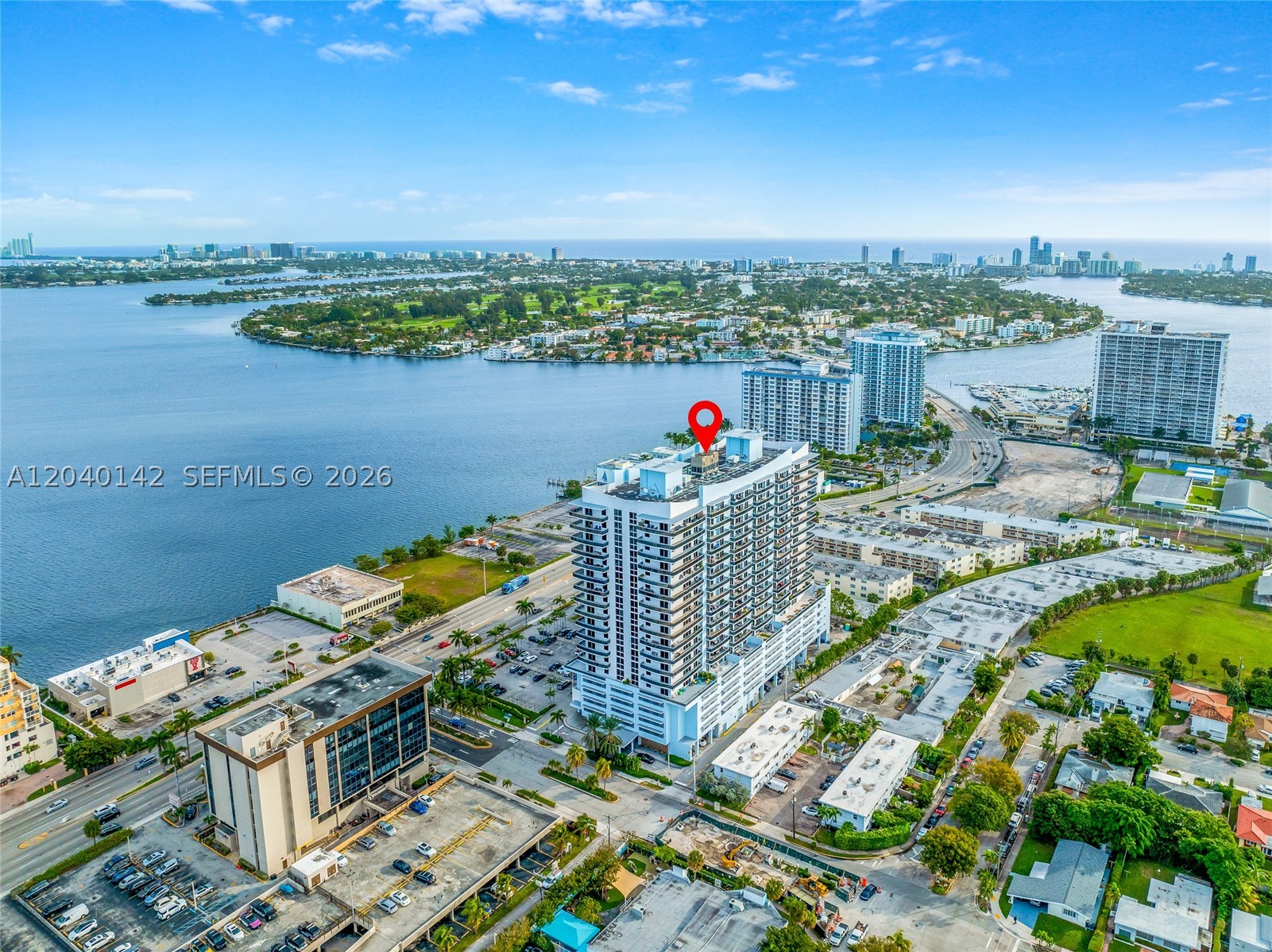 THE LEXI CONDO - Residential