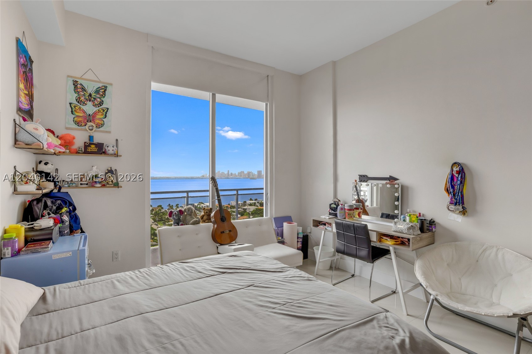 THE LEXI CONDO - Residential