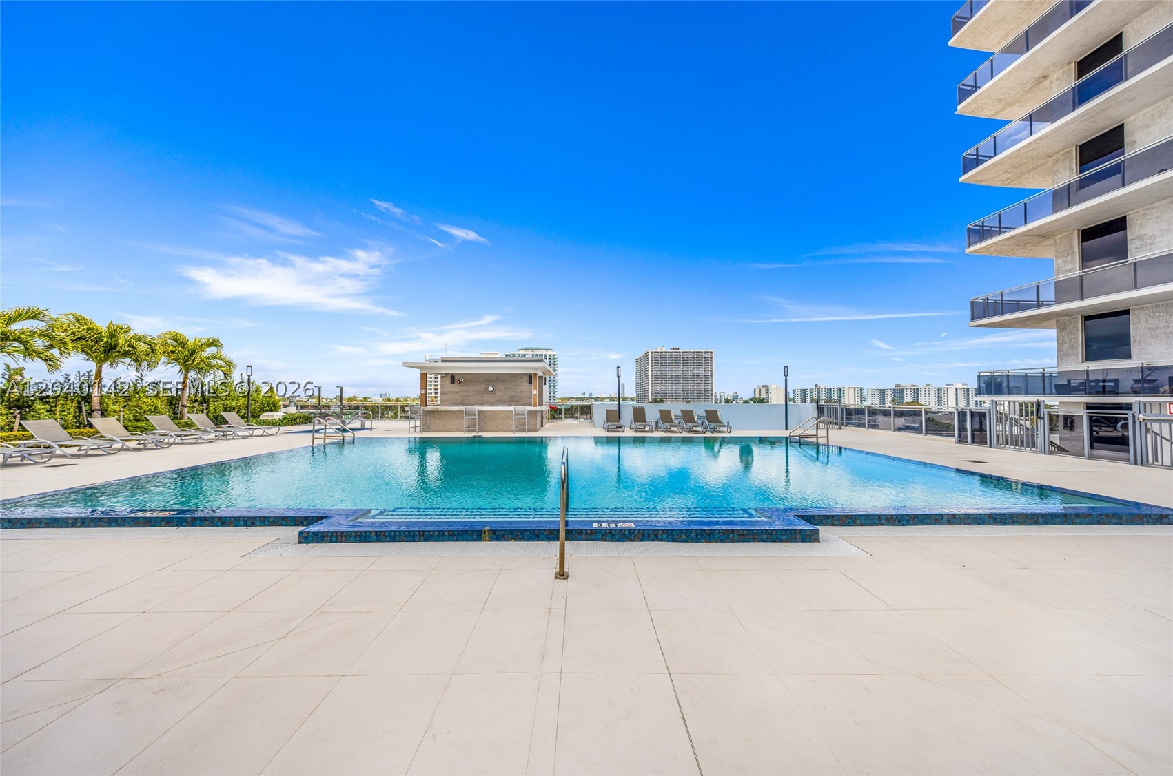 THE LEXI CONDO - Residential