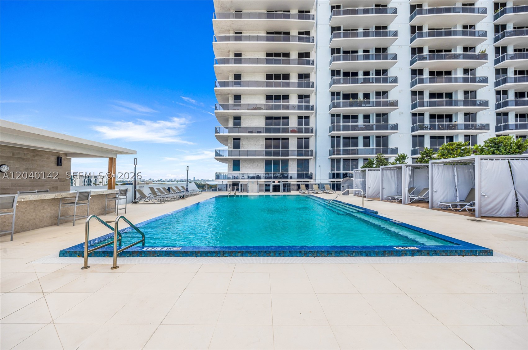 THE LEXI CONDO - Residential
