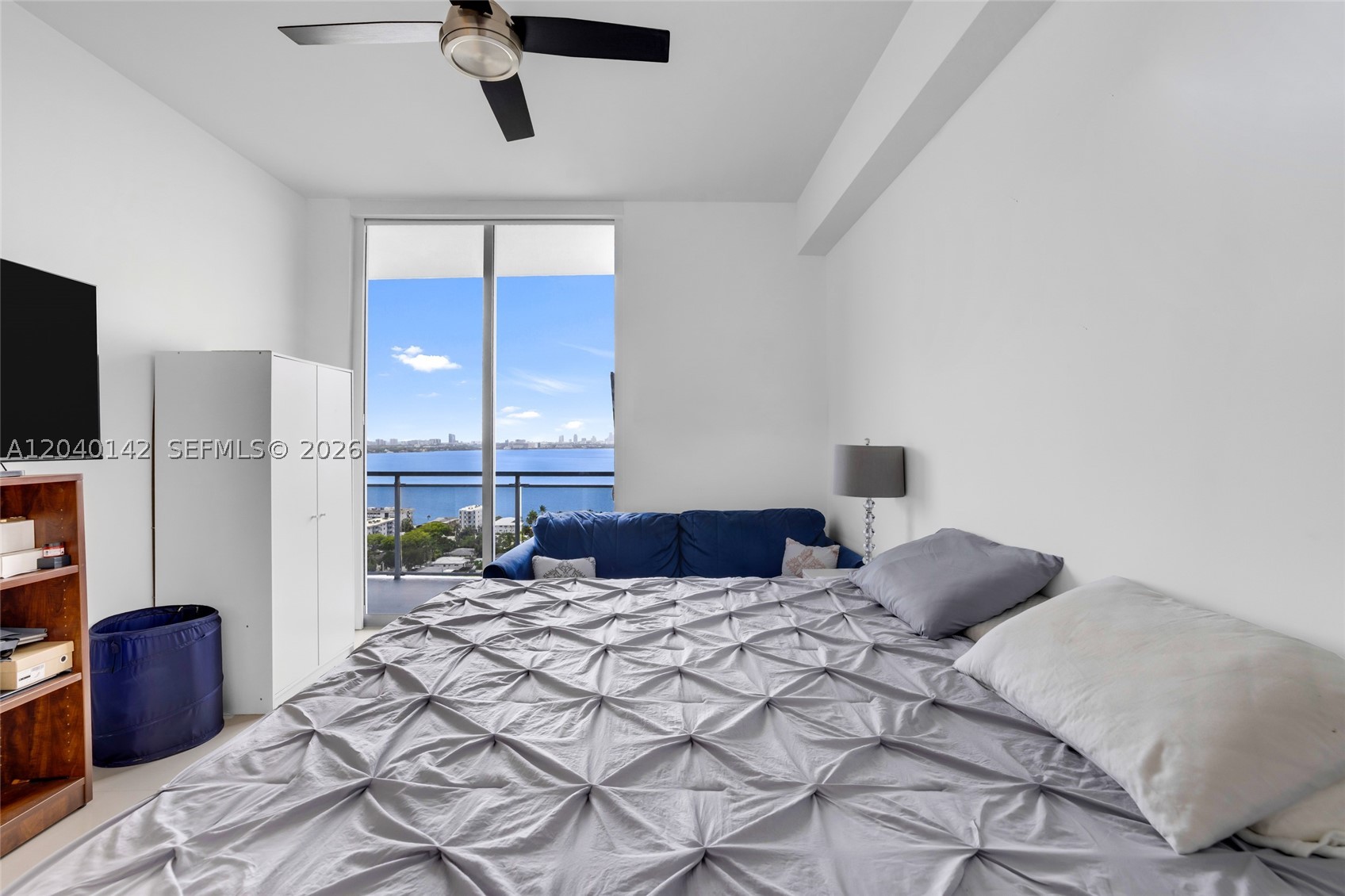 THE LEXI CONDO - Residential