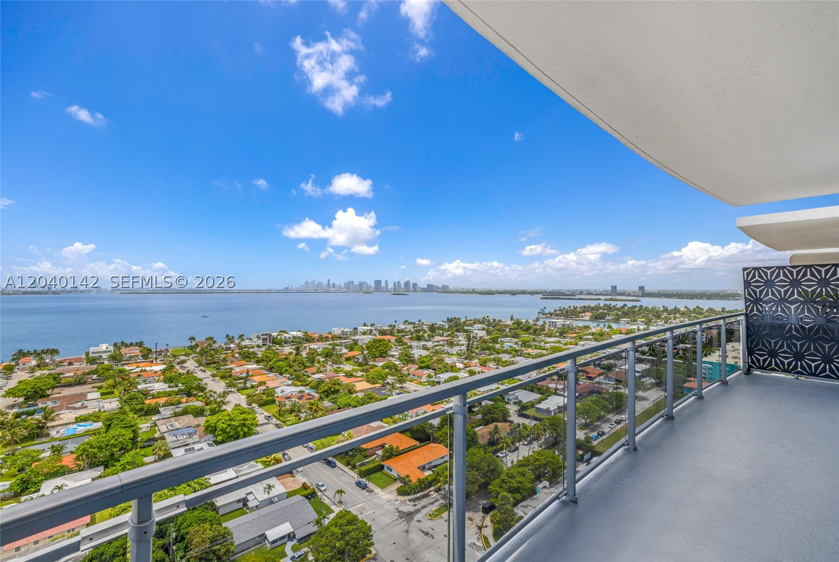 THE LEXI CONDO - Residential