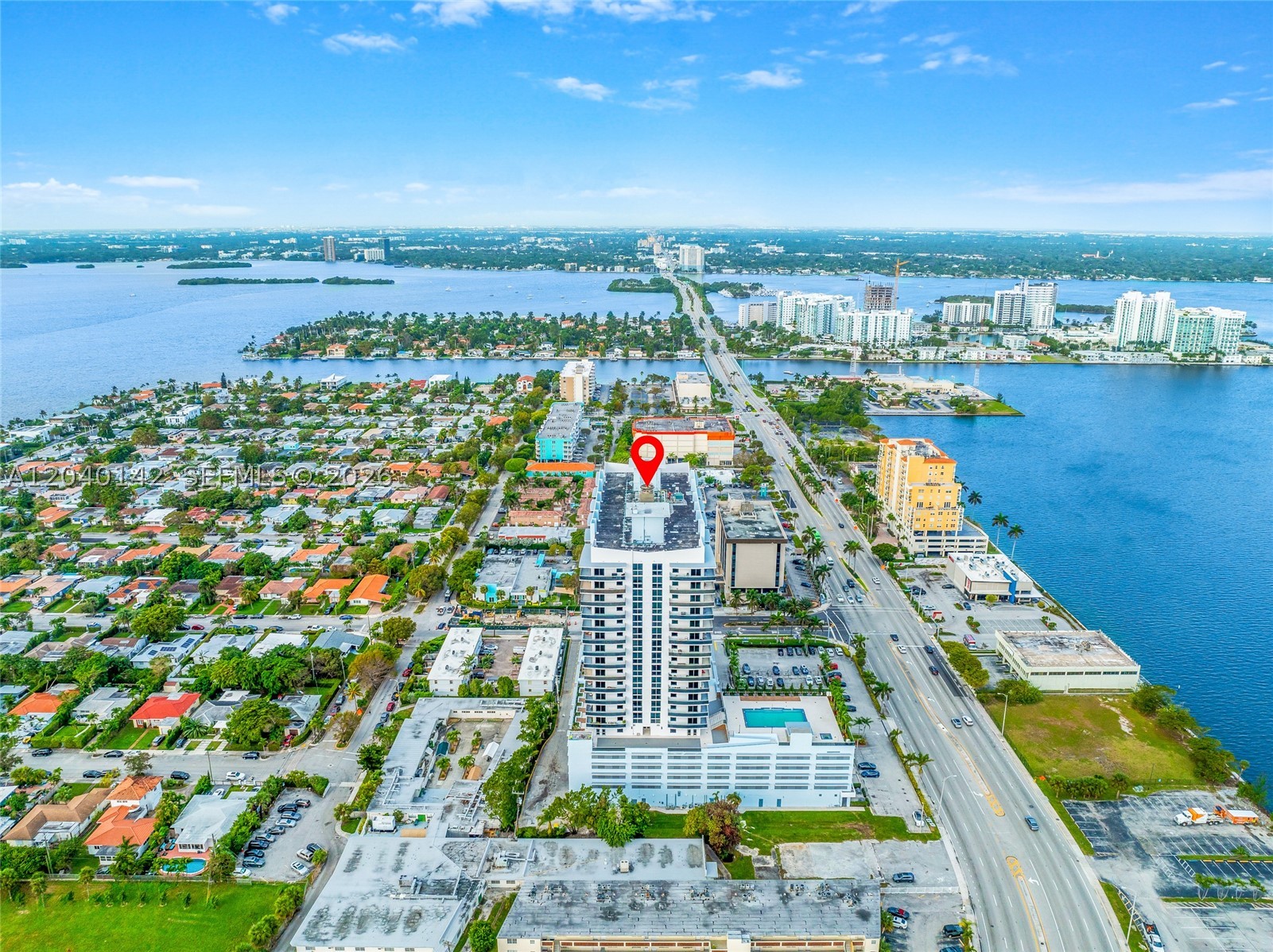 THE LEXI CONDO - Residential