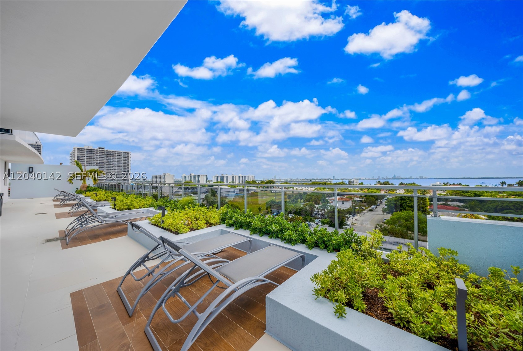 THE LEXI CONDO - Residential